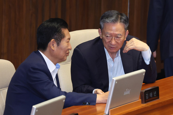 정성호 "부동산 논란은 소통 부족 탓…경제부총리 野와 소통해야"