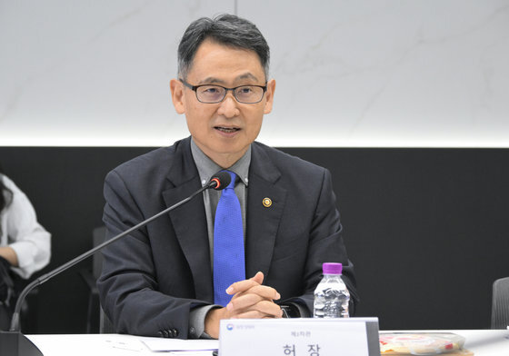 재경차관 "부동산시장 정상화에 정책수단 총동원, 주택공급 확대"