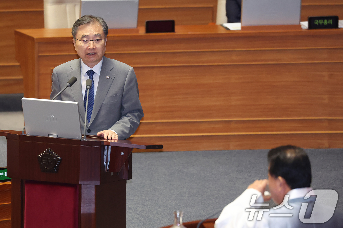(서울=뉴스1) 신웅수 기자 = 조현 외교부 장관이 10일 서울 여의도 국회에서 열린 제439회국회(정기회) 제6차 본회의 대정부 질문에서 외교·통일·안보에 관한 질문에 답변하고 …