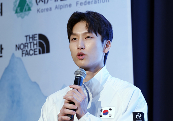 아시안게임 각오 밝히는 이도현 선수