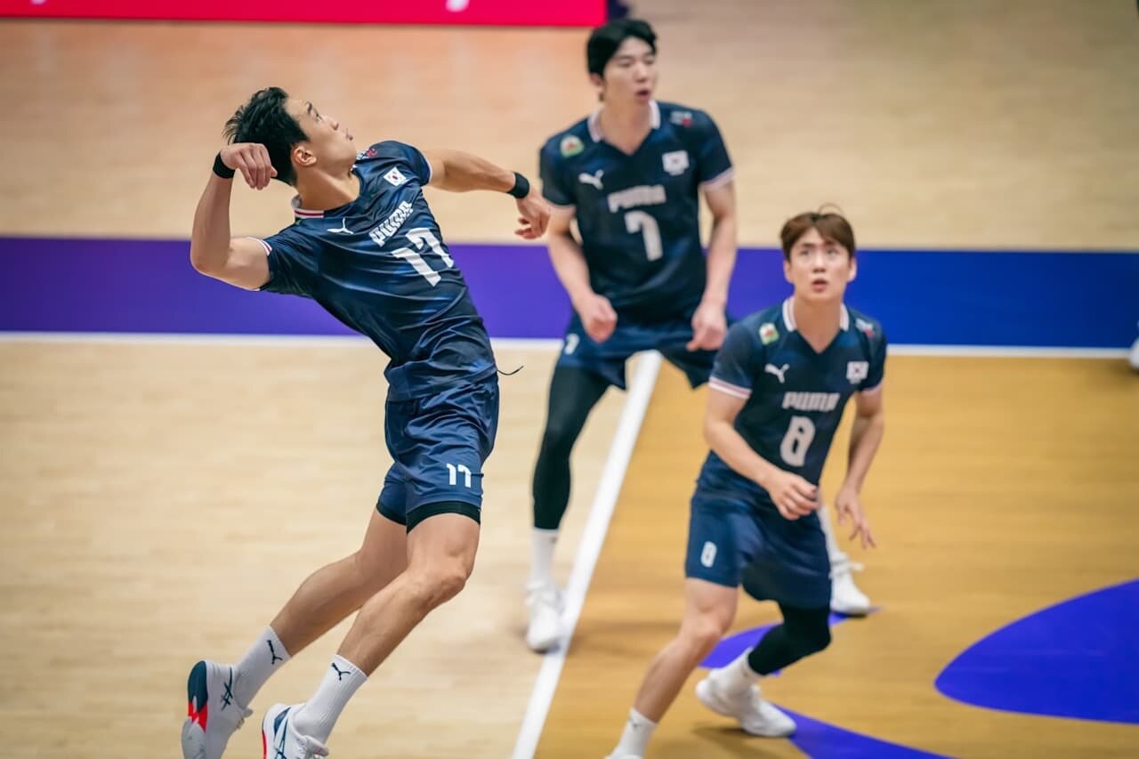 본문 이미지 - 남자 배구 대표팀이 아시아배구선수권 4강에 진출했다. (FIVB 홈페이지 캡처)