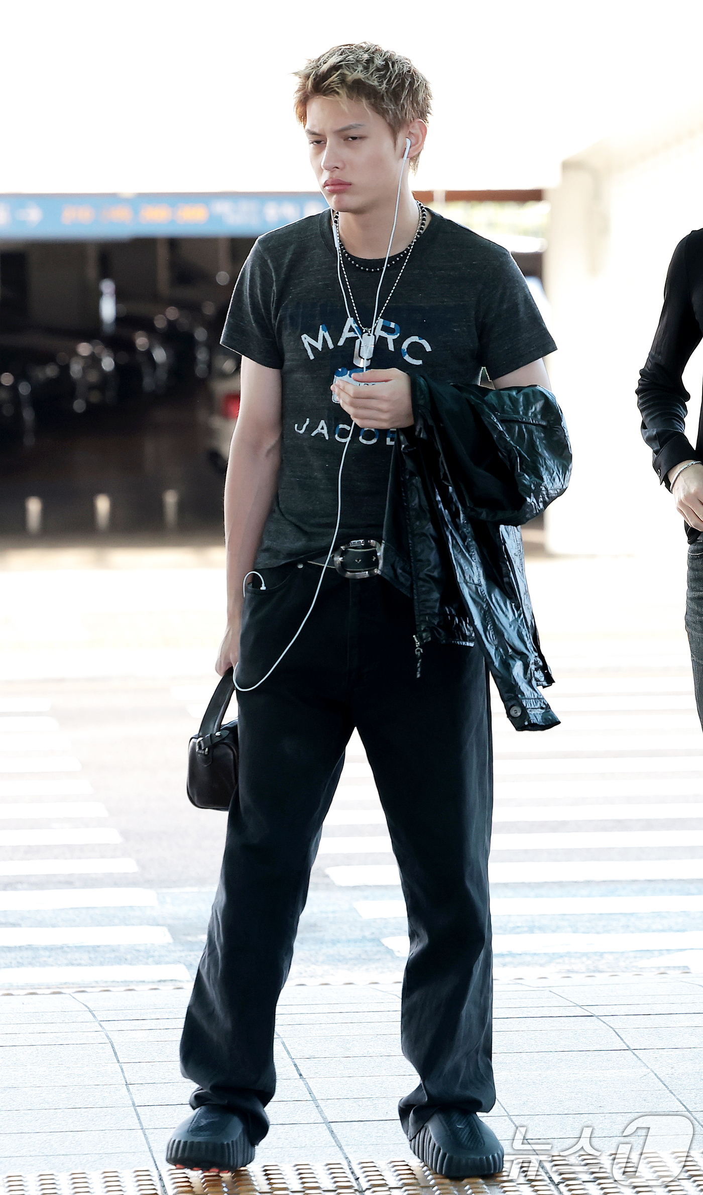 (인천공항=뉴스1) 권현진 기자 = 코르티스 제임스가 해외 일정을 위해 11일 인천공항을 통해 스페인 바르셀로나로 출국하고 있다. 2026.9.11/뉴스1