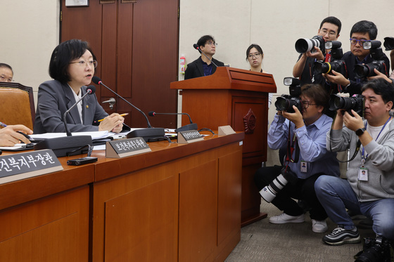 복지위서 '김승원 공방'…野 "식약처 현안질의" vs 與 "정쟁 안돼"