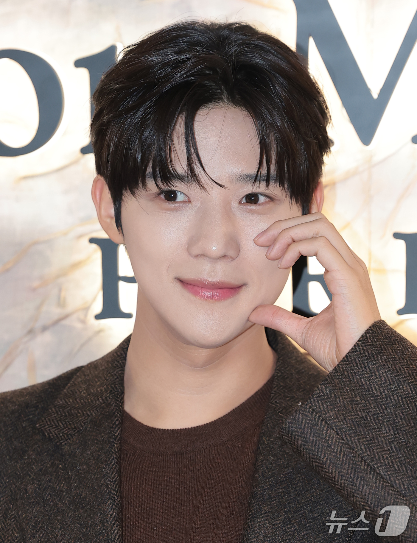 (서울=뉴스1) 권현진 기자 = 배우 문상민이 11일 서울 용산구 메종 마르지엘라 한남 플래그십 부티크에서 열린 ‘2026 가을 겨울 CO-ED 컬렉션’ 론칭 행사에 참석해 포즈를 …