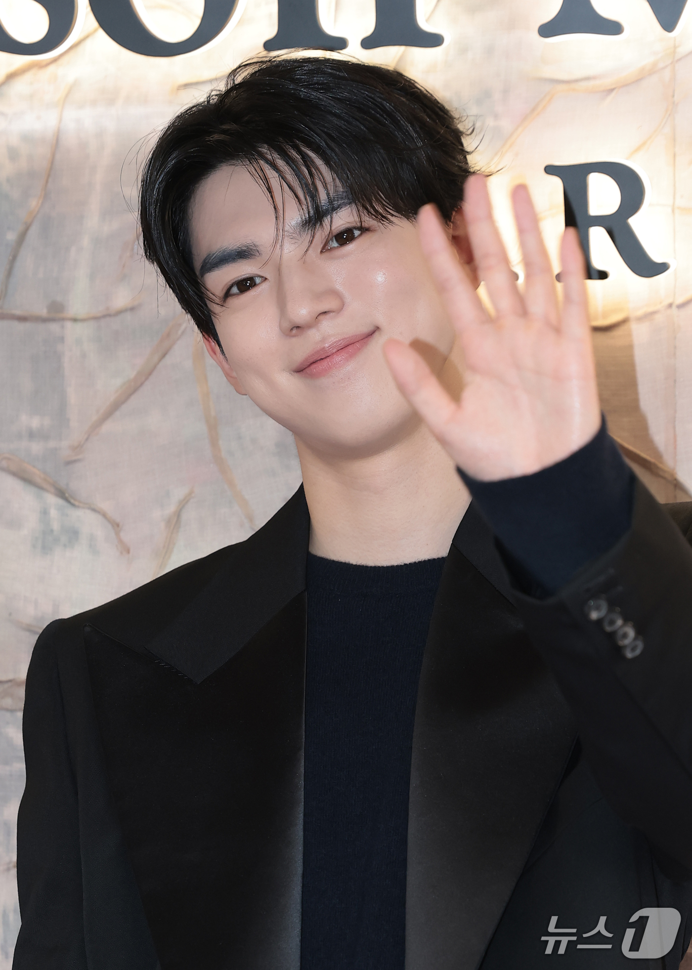 (서울=뉴스1) 권현진 기자 = 피겨스케이팅 선수 차준환이 11일 서울 용산구 메종 마르지엘라 한남 플래그십 부티크에서 열린 ‘2026 가을 겨울 CO-ED 컬렉션’ 론칭 행사에 …