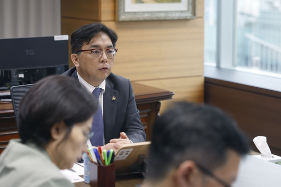 "韓 기업 차별 말아야"…통상본부장, EU 산업가속화법 우려 전달