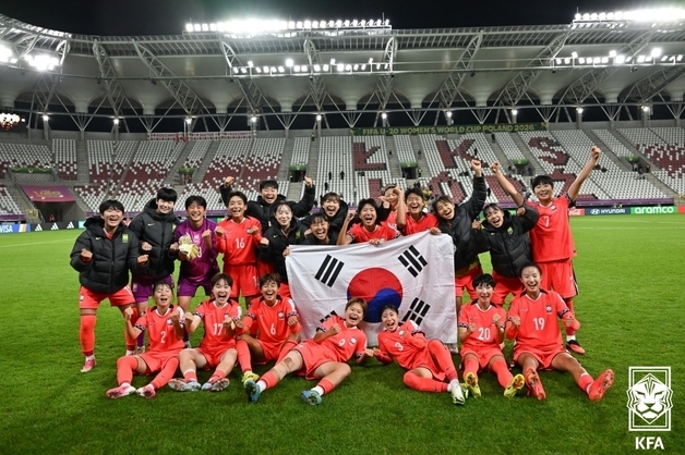 한국 U20 여자축구, 에콰도르 3-2 꺾고 극적으로 월드컵 16강 진출
