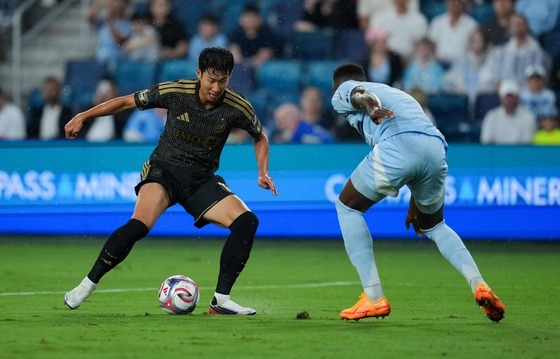 빛바랜 손흥민 도움…LA FC, '꼴찌' 캔자스시티에 1-3 완패