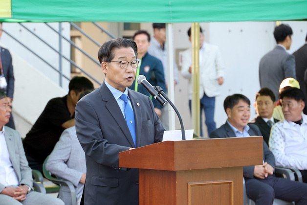 류수열 시의회 부의장, 대전시장기 동호인 축구대회 개막식 참석