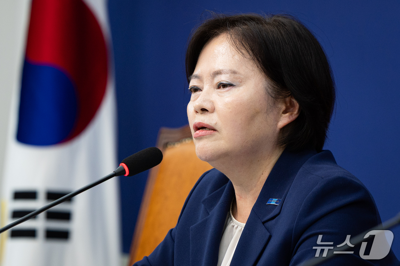 (서울=뉴스1) 유승관 기자 = 정춘생 조국혁신당 사무총장이 13일 서울 여의도 국회에서 현안 관련 기자간담회를 하고 있다. 2026.9.13/뉴스1