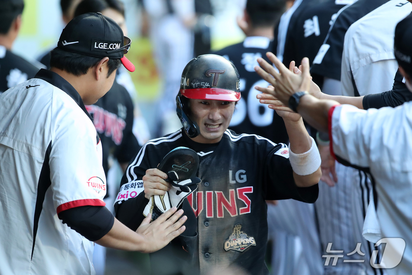(대구=뉴스1) 공정식 기자 = 13일 오후 대구 삼성라이온즈파크에서 열린 프로야구 '2026 신한은행 SOL KBO리그' LG 트윈스와 삼성 라이온즈의 경기, 3회초 2사 만루 …