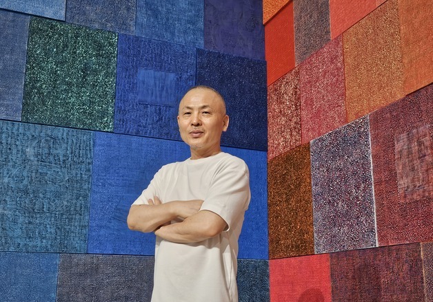 "마음속 깊은 감정, 색채로 건져 올리다"…강운 '색으로 태어나다' 展