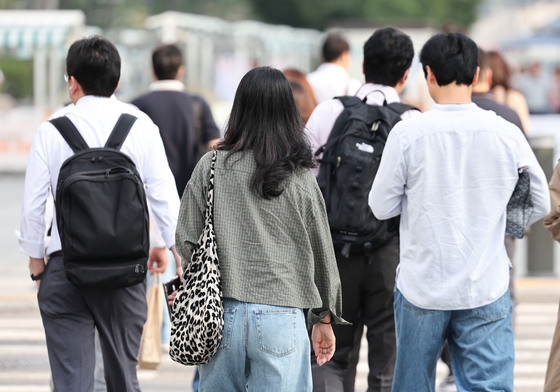 출근길 '서늘' 한낮 30도…일교차 최대 15도 '가을 날씨'(종합)