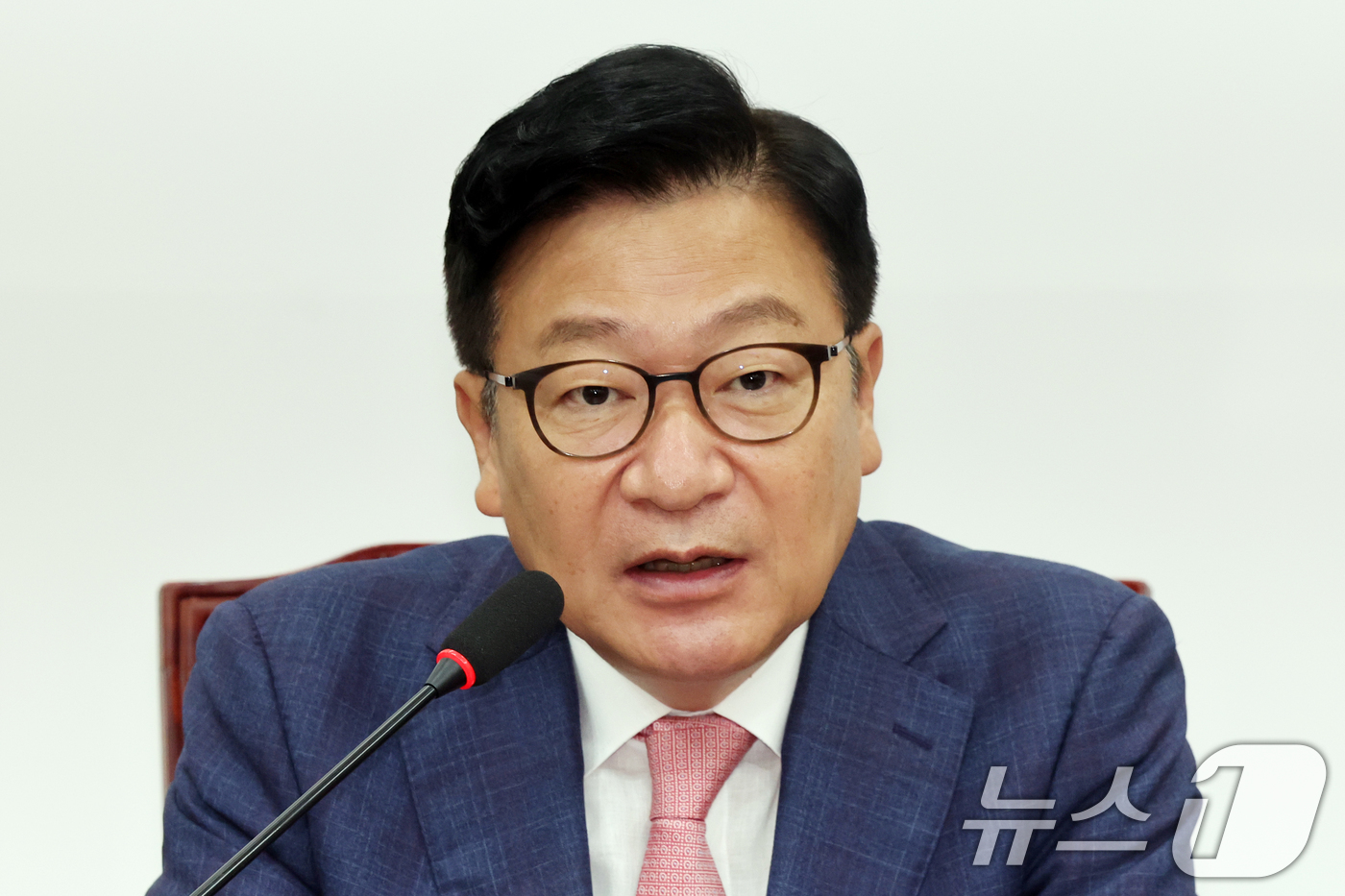 (서울=뉴스1) 황기선 기자 = 정점식 국민의힘 원내대표가 14일 오전 서울 여의도 국회에서 열린 최고위원회의에서 발언을 하고 있다. 2026.9.14/뉴스1