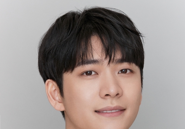 강태오, '인턴' 한소희 남편으로 특별출연…존재감 뽐낸다