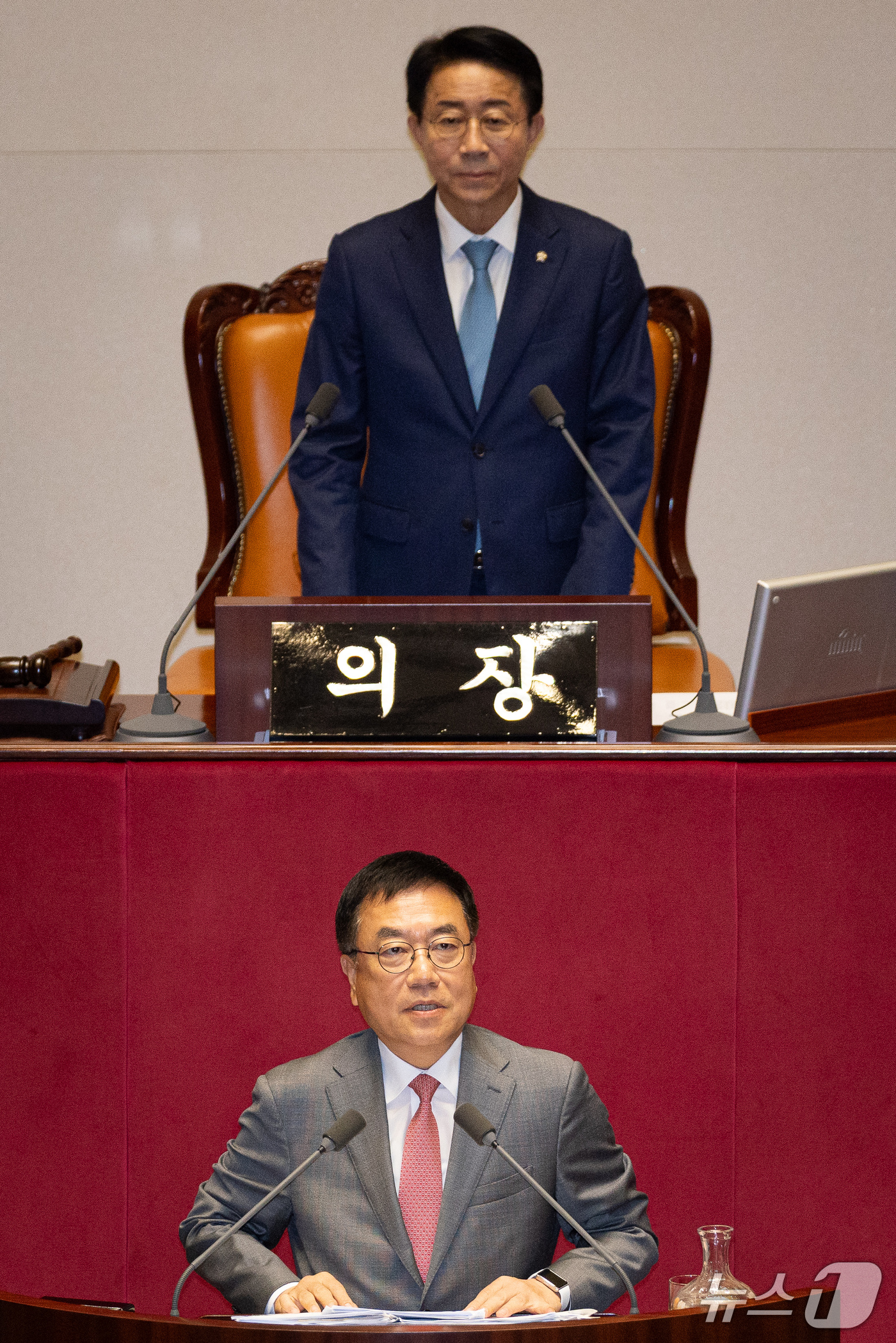 (서울=뉴스1) 유승관 기자 = 서범수 국민의힘 의원이 14일 서울 여의도 국회에서 열린 제439회 국회(정기회) 제8차 본회의에서 교육·사회·문화에 관한 질문을 하고 있다. 20 …