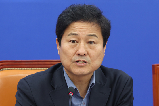 발언하는 김영배 서울시당위원장