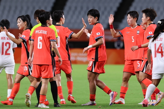 '1-0' 앞서가는 대한민국