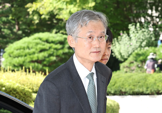 조희대 대법원장 출근길