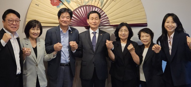 강무길 부산시의회 장 제안한 '여야 협치 간담회' 정례화한다