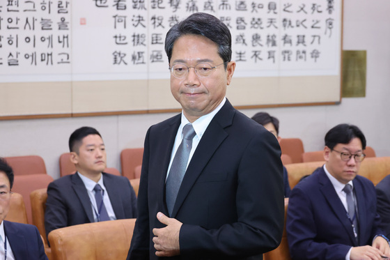 검증대 서는 김승원 법무장관 후보자