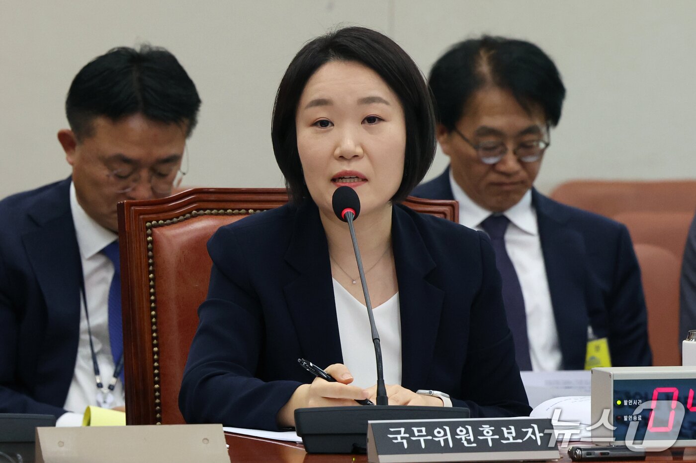 본문 이미지 - 이소영 중소벤처기업부 장관 후보자가 15일 오전 서울 여의도 국회 산업통상자원중소벤처기업위원회에서 열린 인사청문회에서 의원 질의에 답하고 있다. 2026.9.15 ⓒ 뉴스1 황기선 기자