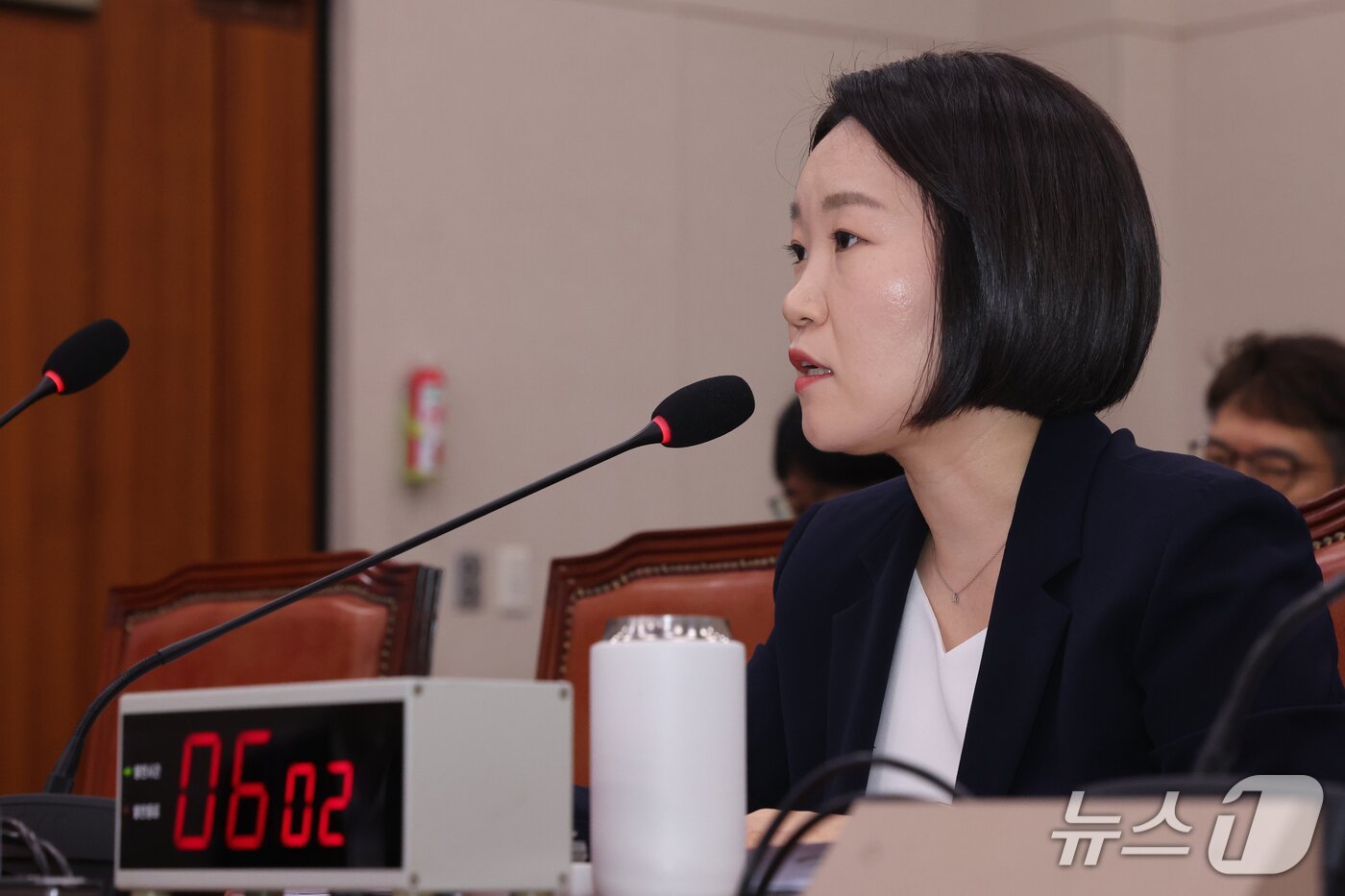 본문 이미지 - 이소영 중소벤처기업부 장관 후보자가 15일 오전 서울 여의도 국회 산업통상자원중소벤처기업위원회에서 열린 인사청문회에서 의원 질의에 답하고 있다. 2026.9.15 ⓒ 뉴스1 황기선 기자