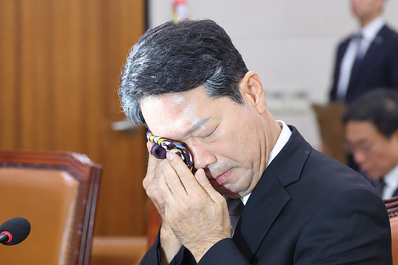 김승원 법무부 장관 후보자의 눈물