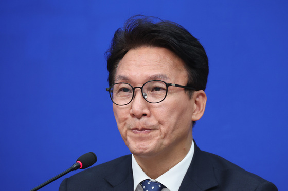 與, '수시 먹통'에 "경쟁률 발표 시기 조정…대책 마련할 것"