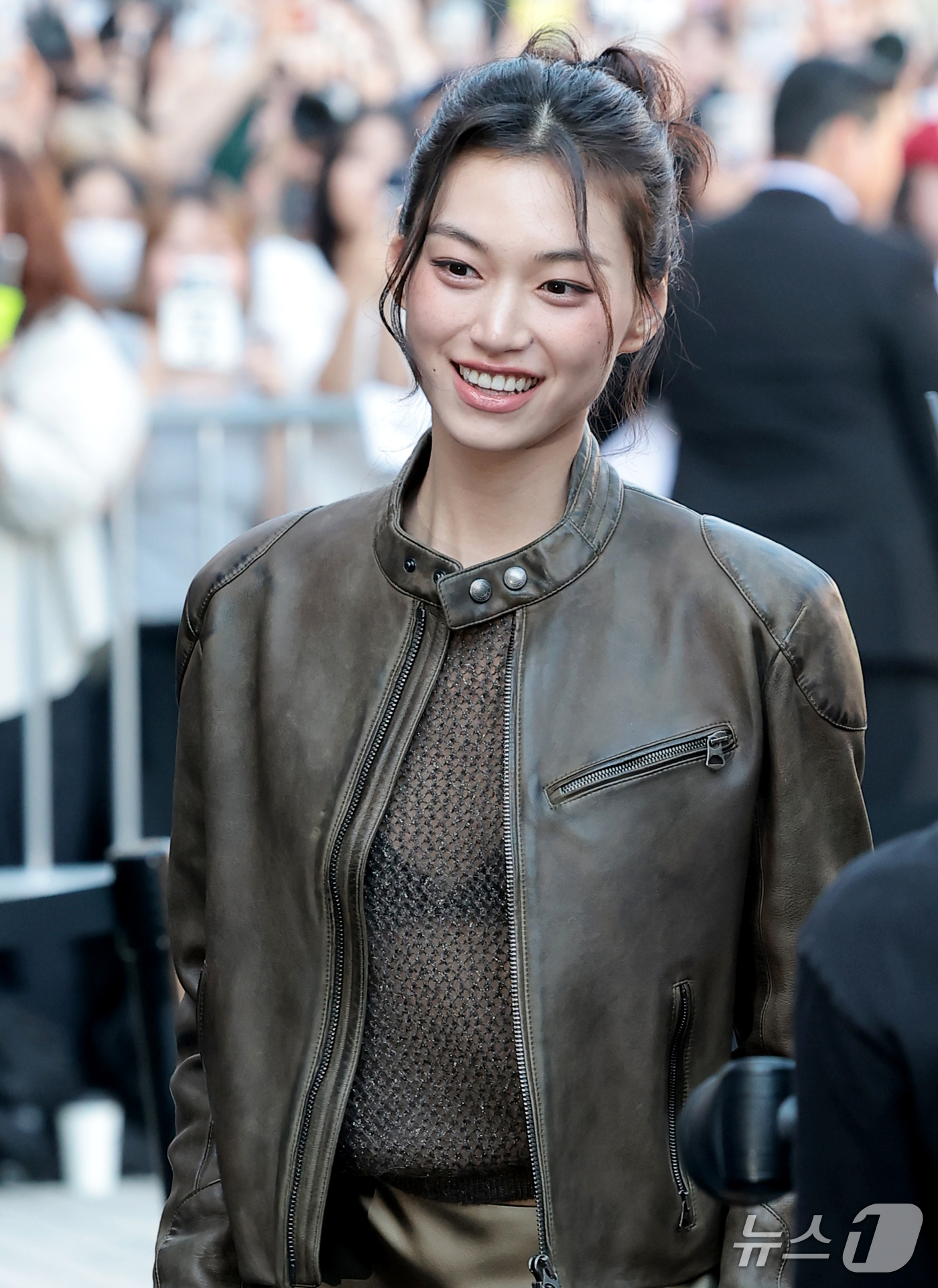 (서울=뉴스1) 권현진 기자 = 가수 겸 배우 김도연이 15일 서울 종로구 석파정 서울미술관에서 열린 랄프 로렌(RALPH LAUREN) 베리 랄프 스크리닝 행사에 참석하고 있다. …