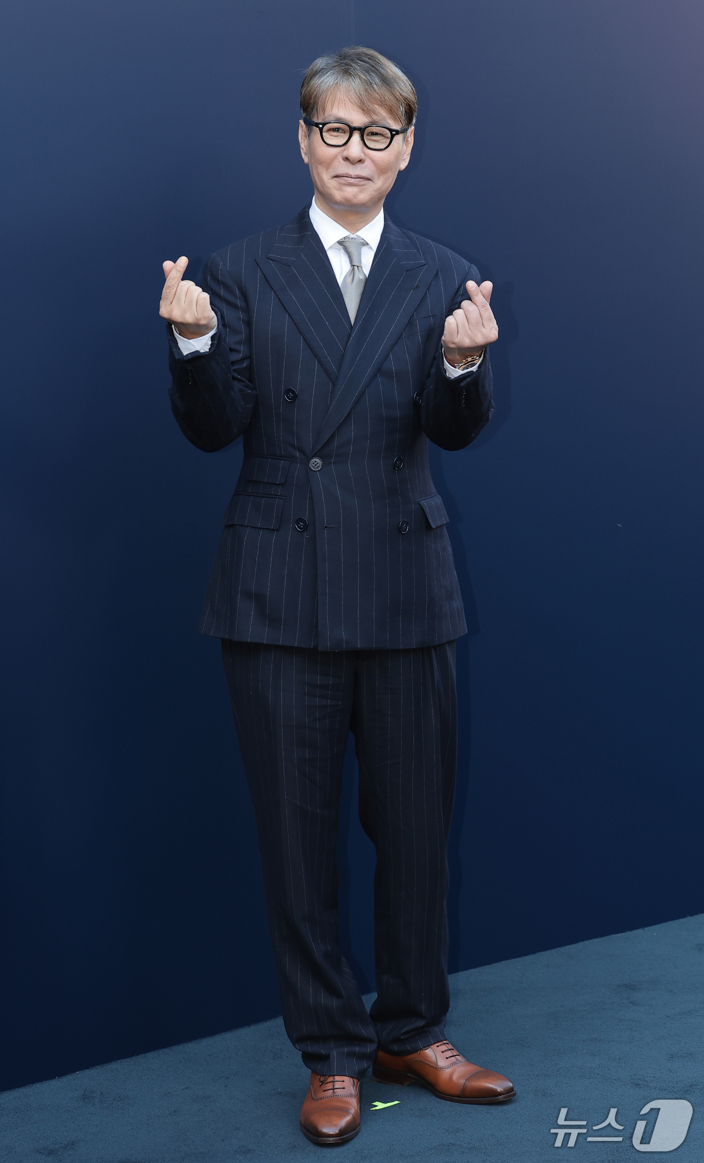 (서울=뉴스1) 권현진 기자 = 작곡가 윤상이 15일 서울 종로구 석파정 서울미술관에서 열린 랄프 로렌(RALPH LAUREN) 베리 랄프 스크리닝 행사에 참석해 포즈를 취하고 있 …