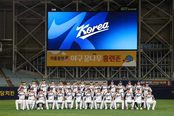 류지현호, 마운드 난조 딛고 상무에 7-6 역전승…김건희 결승타[AG]