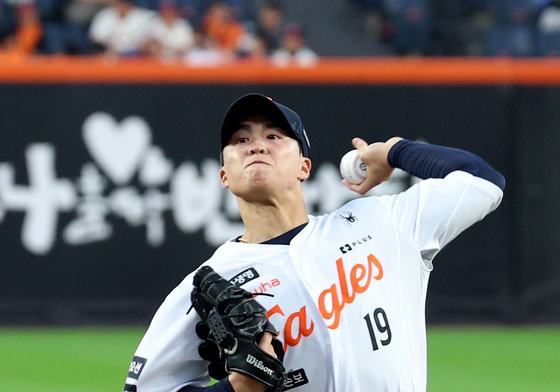 한화, 아시아쿼터 왕옌청과 내년에도 동행…30만 달러에 재계약
