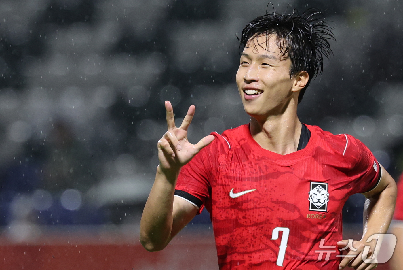 (나고야=뉴스1) 안은나 기자 = 15일 오후 일본 나고야 미즈호 파크 럭비 필드에서 열린 2026 아이치·나고야 아시안게임 남자축구 D조 예선 대한민국과 카타르의 경기, 엄지성이 …