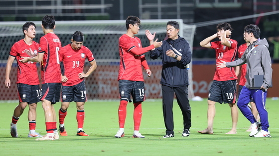 이민성호, 시작이 좋아