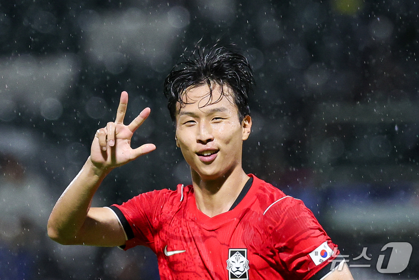 (나고야=뉴스1) 안은나 기자 = 15일 오후 일본 나고야 미즈호 파크 럭비 필드에서 열린 2026 아이치·나고야 아시안게임 남자축구 D조 예선 대한민국과 카타르의 경기에서 해트트 …
