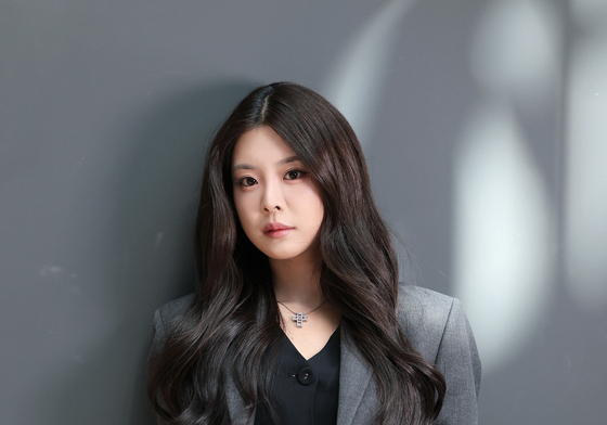 '미코 진' 우서윤, 가을 여신