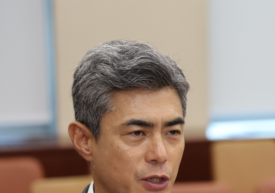 발언하는 강신철 후보자