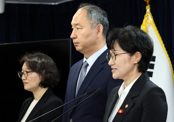 내년 초 미프진 도입, 수십만원대?…접근성, 안전관리도 숙제로
