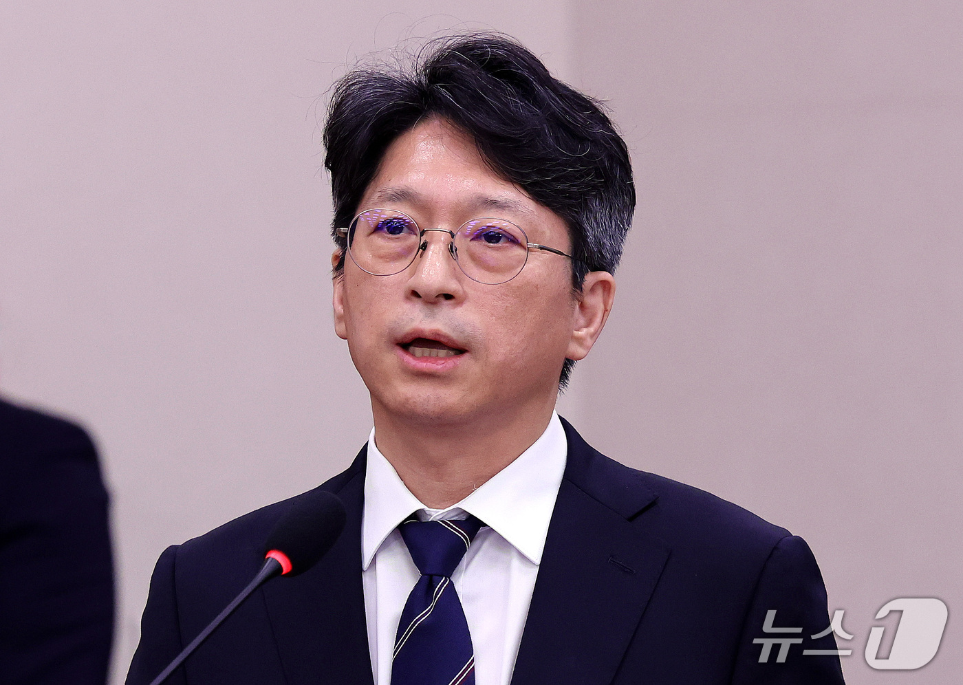 (서울=뉴스1) 박지혜 기자 = 홍지선 국토교통부 장관 후보자가 16일 서울 여의도 국회에서 열린 인사청문회에서 모두 발언을 하고 있다. 2026.9.16/뉴스1