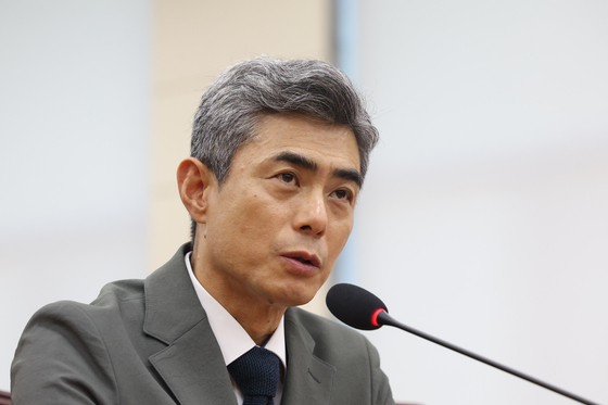 답변하는 강신철 국방부 장관 후보자