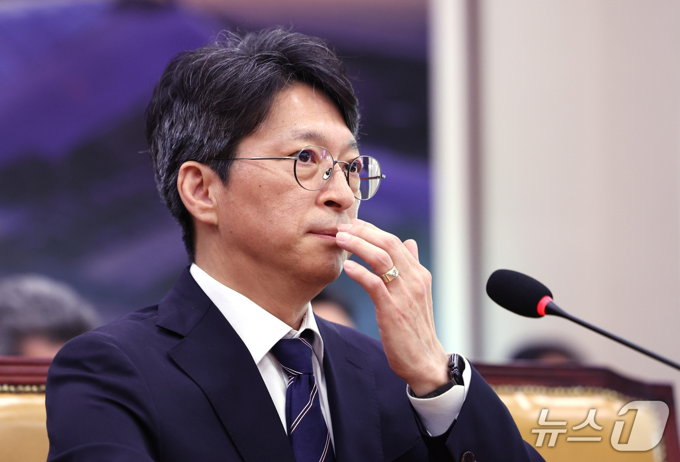 (서울=뉴스1) 박지혜 기자 = 홍지선 국토교통부 장관 후보자가 16일 서울 여의도 국회에서 열린 인사청문회에서 질의를 듣고 있다. 2026.9.16/뉴스1
