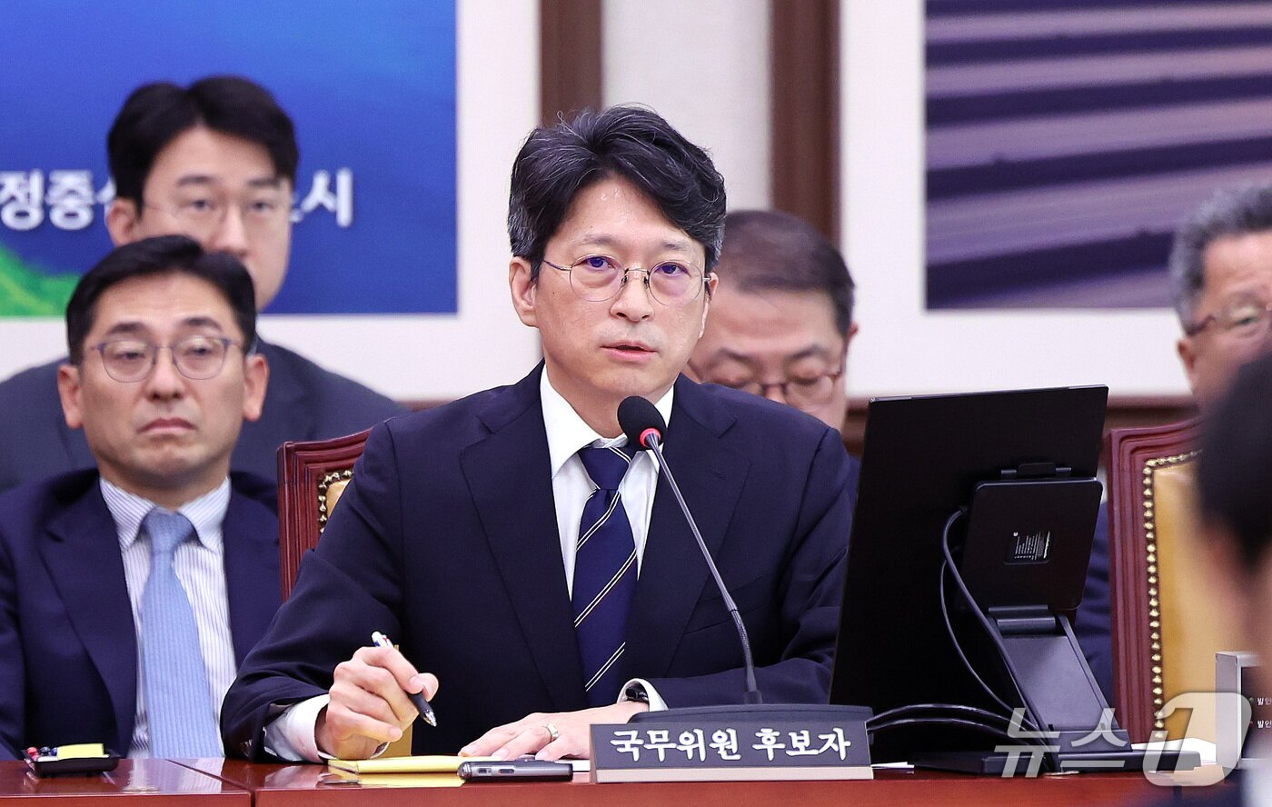 본문 이미지 - 홍지선 국토교통부 장관 후보자가 16일 서울 여의도 국회에서 열린 인사청문회에서 의원들의 질의에 답하고 있다. 2026.9.16 ⓒ 뉴스1 박지혜 기자