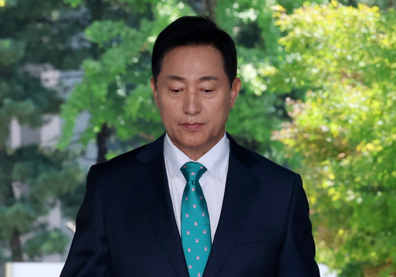 "오세훈이는 몰라요" 명태균 녹음파일, 탄핵증거 채택…내달 2일 결심
