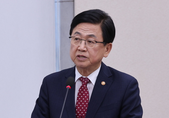 최교진 "대입 경쟁률, 원서접수 끝난 다음 날 공개 검토"