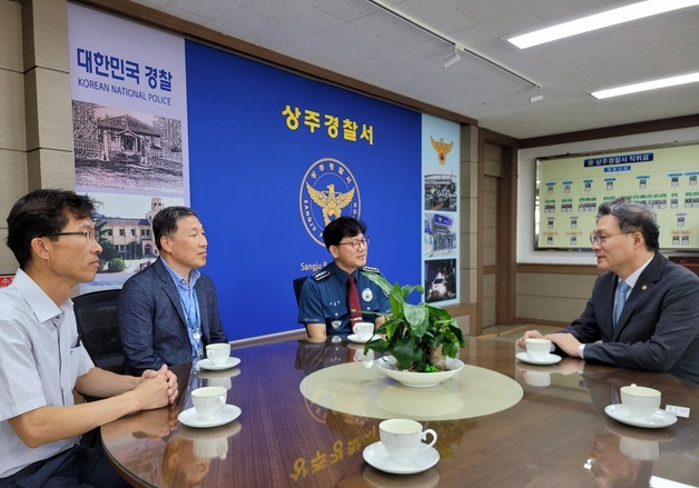 조순열 서울변회 회장, '변호인 참여 제한' 상주경찰서 찾아 재발방지 촉구
