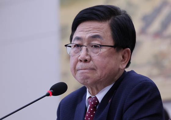 최교진 장관 "수시 먹통 1차 책임은 유웨이·대교협"