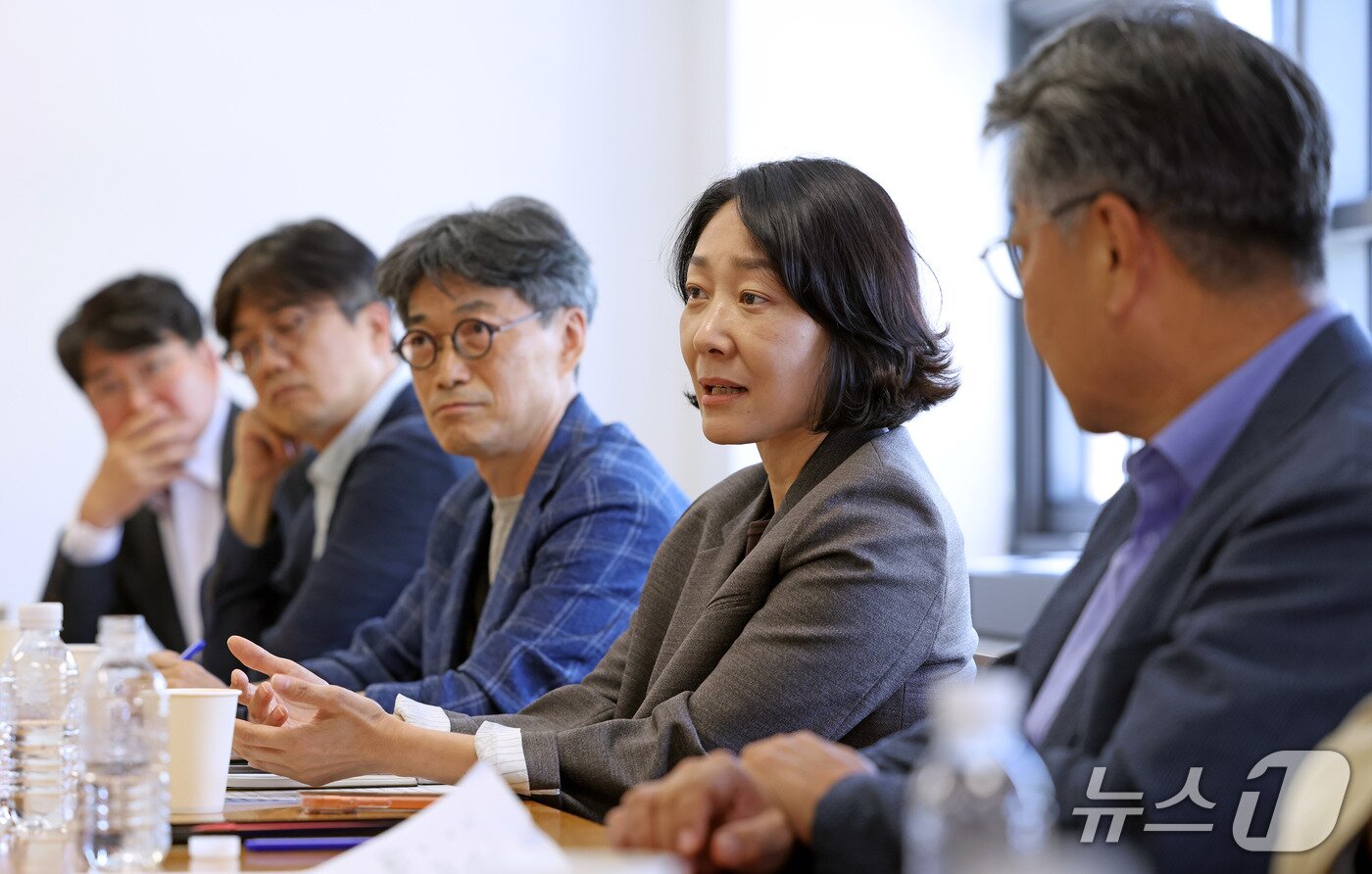 본문 이미지 - 문화예술정책자문위원회 출판 분과 제3차 회의 (문화체육관광부 제공) 2026.09.16 /뉴스1