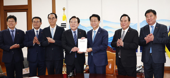 조 의장 "중기 위해 공정한 시장 확립"…김기문 "K자형 경제 관심 가져주길"