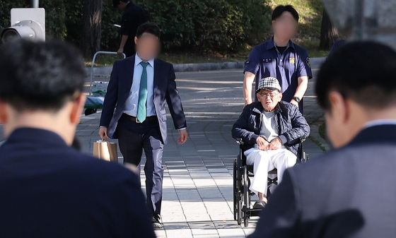 서울구치소 나오는 이만희